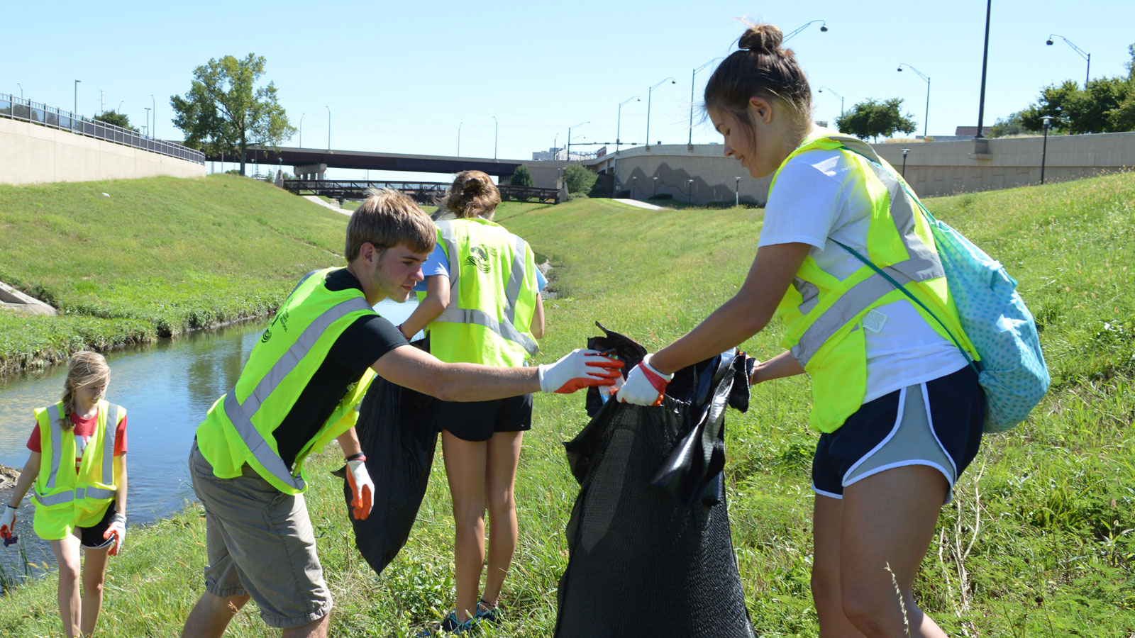 "University of Nebraska-Lincoln students volunteer as part of the 9/11 Day of Service and Remembrance