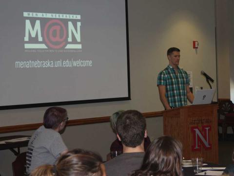 Eric Lueshen speaks at 2016 Men at Nebraska Conference